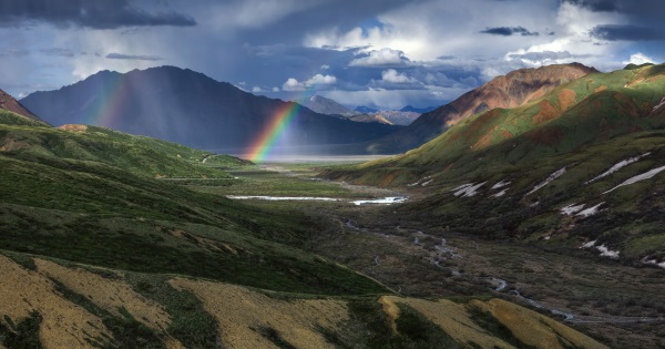 Verse by verse Bible teaching from the message, A Flood And A Rainbow: Genesis 6-9